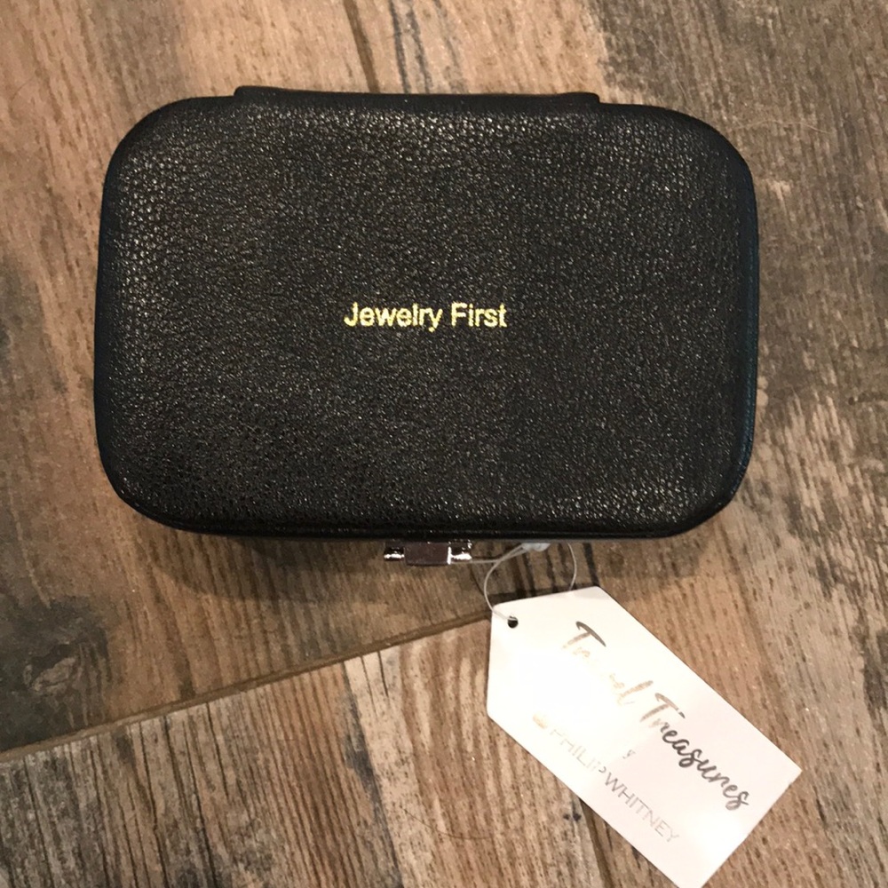 Philip Whitney travel Jewelry box